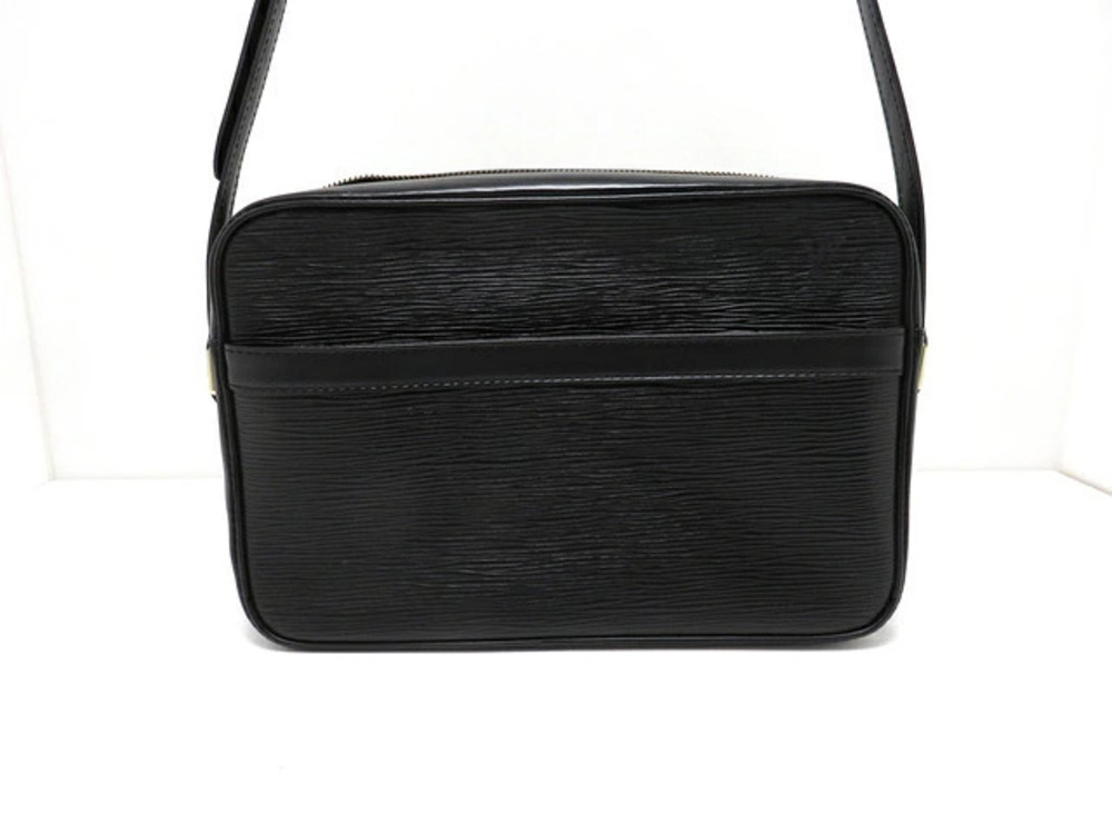 LOUIS VUITTON Trocadero Shoulder Bag Epi Leather Noir Black